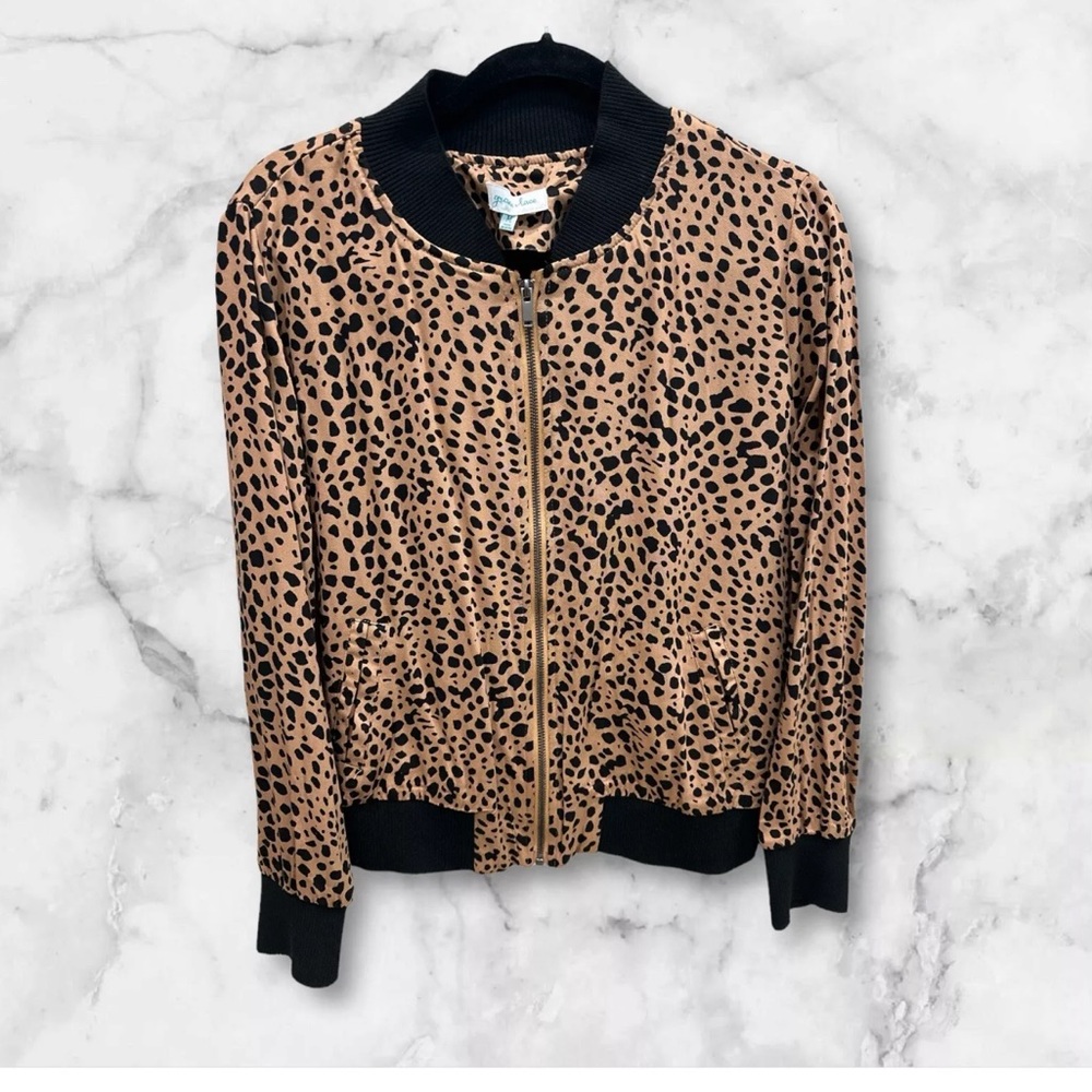 New Grace and Lace Medium Animal print long sleeved zip jacket with tags !!